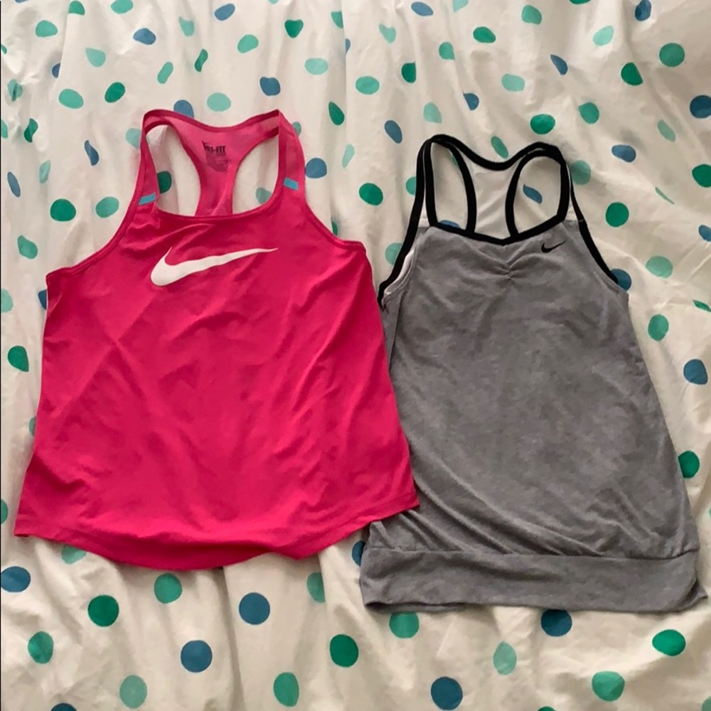 Nike Tank Bundle!!
